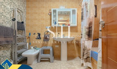 Återförsäljning - Villa - Torrevieja - Aguas Nuevas