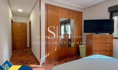 Återförsäljning - Villa - Torrevieja - Aguas Nuevas