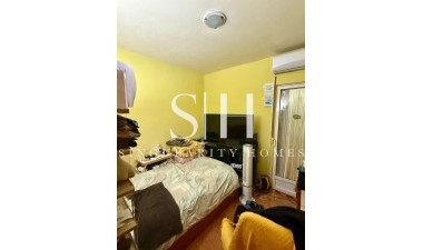 Resale - Apartment / flat - Torrevieja - Playa de los locos
