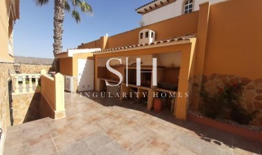 Resale - Villa - Torrevieja - Aguas nuevas 1