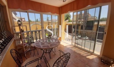 Resale - Villa - Torrevieja - Aguas nuevas 1