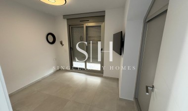 Reventa - Villa - Orihuela Costa - PAU 26