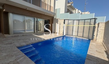 Reventa - Villa - Orihuela Costa - PAU 26