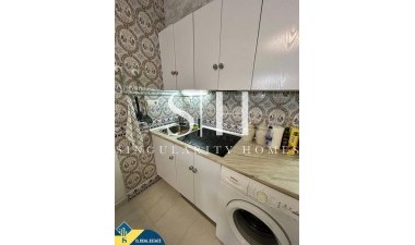 Resale - Apartment / flat - Torrevieja - Playa de los locos