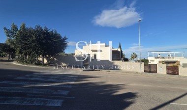 Перепродажа - Villa - San Miguel de Salinas - La Cañada - Los Alcores