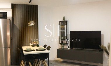 Resale - Apartment / flat - Torrevieja - Playa de los locos