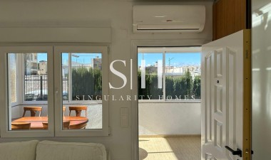 Reventa - Villa - Orihuela Costa - PAU 26