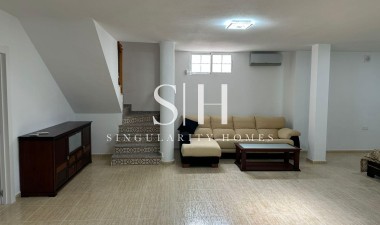 Reventa - Villa - Orihuela Costa - PAU 26