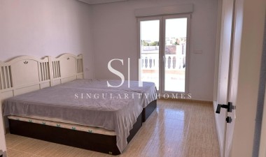 Reventa - Villa - Orihuela Costa - PAU 26