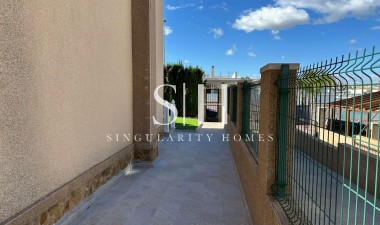 Reventa - Villa - Orihuela Costa - PAU 26