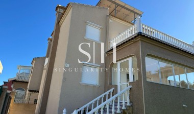 Reventa - Villa - Orihuela Costa - PAU 26