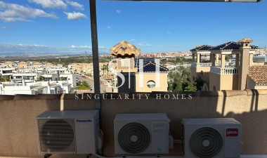 Reventa - Villa - Orihuela Costa - PAU 26