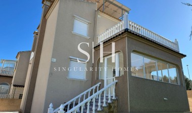 Reventa - Villa - Orihuela Costa - PAU 26