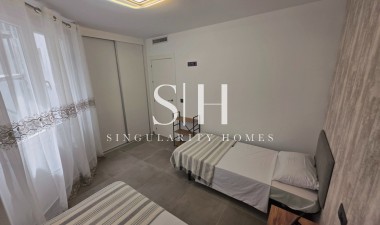 Reventa - Apartamento / piso - Torrevieja - Centro - Muelle Pesquero