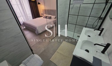 Reventa - Apartamento / piso - Torrevieja - Centro - Muelle Pesquero