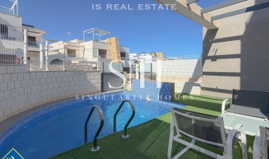 Wiederverkauf - Villa - Orihuela Costa - Los Altos