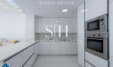Reventa - Villa - Orihuela Costa - PAU 26