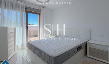 Reventa - Villa - Orihuela Costa - PAU 26