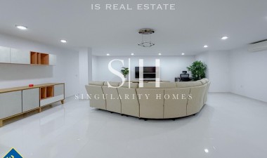 Reventa - Villa - Orihuela Costa - PAU 26