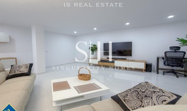 Reventa - Villa - Orihuela Costa - PAU 26