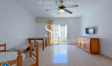 Resale - Apartment / flat - Torrevieja - Playa de los locos