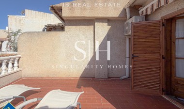 Resale - Apartment / flat - Torrevieja - Playa de los locos