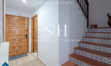 Resale - Apartment / flat - Torrevieja - Playa de los locos