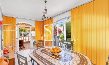 Odsprzedaż - Villa - Rojales - Centro de la Ciudad Quesada