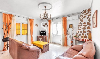 Odsprzedaż - Villa - Rojales - Centro de la Ciudad Quesada