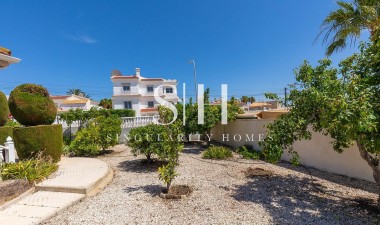Odsprzedaż - Villa - Rojales - Centro de la Ciudad Quesada