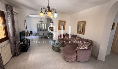 Resale - Villa - Orihuela Costa - Lomas de Campoamor-Las Ramblas