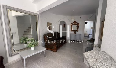 Resale - Villa - Orihuela Costa - Lomas de Campoamor-Las Ramblas