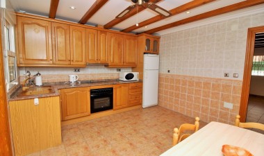 Resale - Villa - Orihuela Costa - Los Dolses