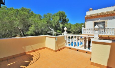 Resale - Villa - Orihuela Costa - Los Dolses