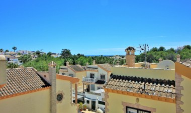 Resale - Villa - Orihuela Costa - Los Dolses