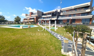 Resale - Apartment / flat - Los Dolses