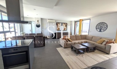 Resale - Apartment / flat - Los Dolses