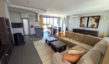 Resale - Apartment / flat - Los Dolses