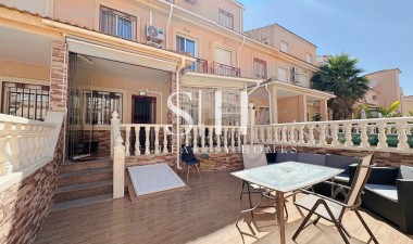 Перепродажа - Villa - Orihuela Costa - La Zenia