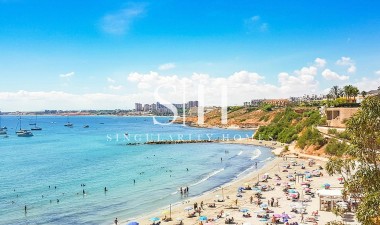 Перепродажа - Villa - Orihuela Costa - La Zenia