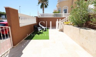 Återförsäljning - Villa - Orihuela Costa - Costa Blanca
