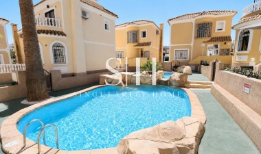 Återförsäljning - Villa - Orihuela Costa - Costa Blanca