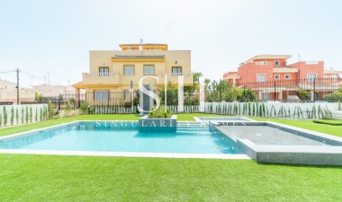 Nowy budynek - Bungalow - Torrevieja - Los balcones