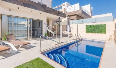 Resale - Villa - Orihuela Costa - Costa Blanca