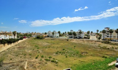 Resale - Apartment / flat - Orihuela Costa - Villamartín