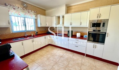 Återförsäljning - Villa - Catral - Costa Blanca