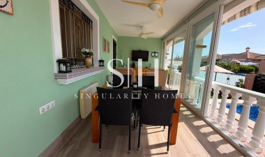 Återförsäljning - Villa - Los Montesinos - Costa Blanca