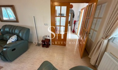Återförsäljning - Villa - Los Montesinos - Costa Blanca