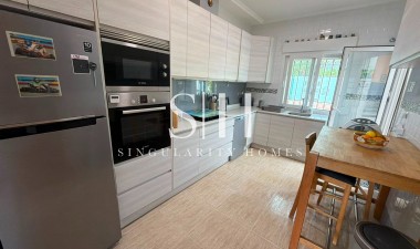 Återförsäljning - Villa - Los Montesinos - Costa Blanca