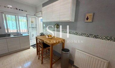 Återförsäljning - Villa - Los Montesinos - Costa Blanca